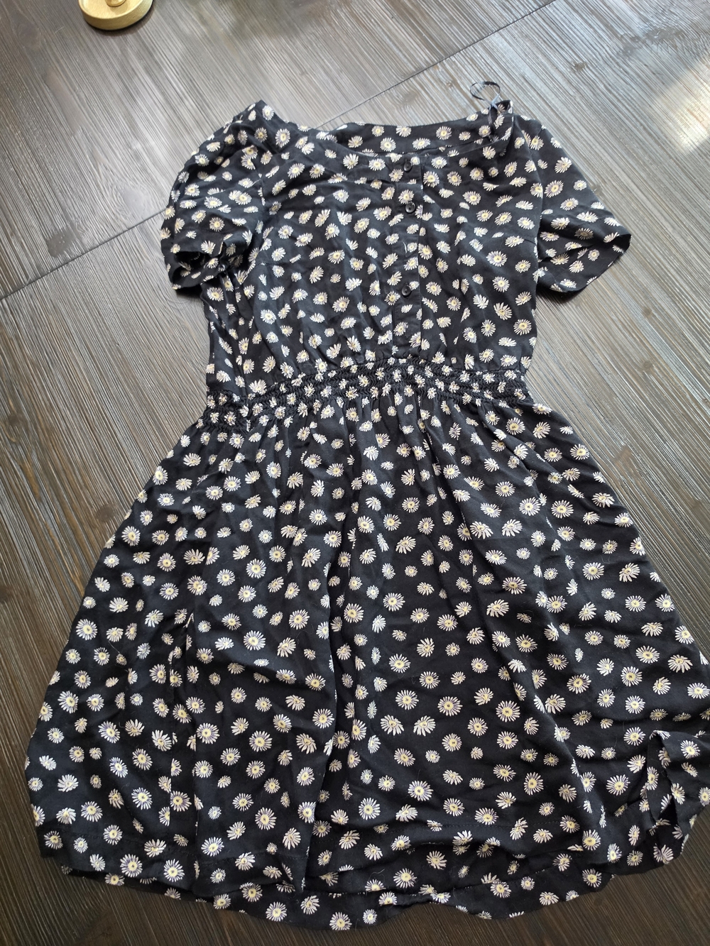 Black Daisy Print Short Sleeve Dress